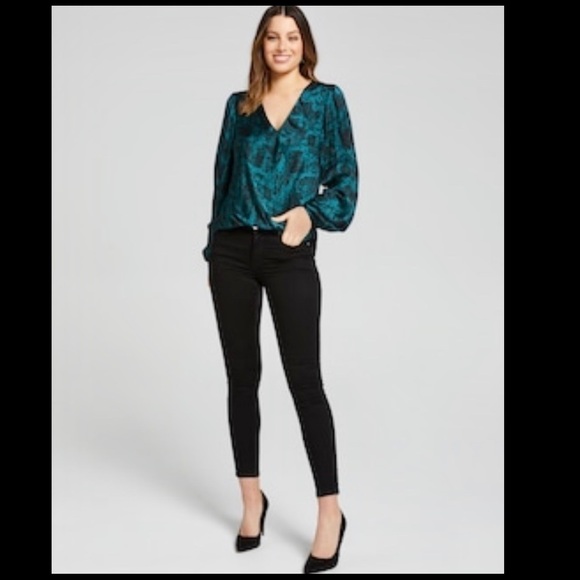 VERA WANG•long sleeve green paisley blouse XS - Picture 8 of 8